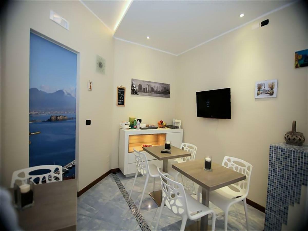 Casa Vittoria Bed & Breakfast Napoli Exterior foto